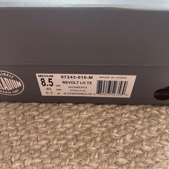 Palladium REVOLT LOW TX Sz Womens 8.5 - Picture 5 of 8